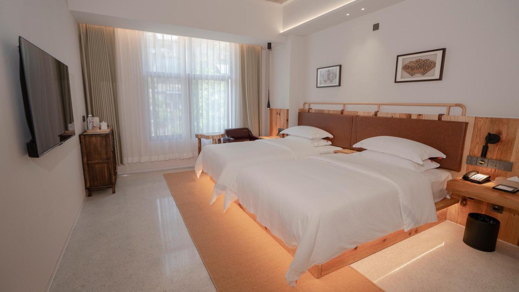 Patio Spring Holiday Inn -- Free Round Trip Pick-Up Service --Panoramic View Of Tianmen Mount Zhangjiajie Εξωτερικό φωτογραφία