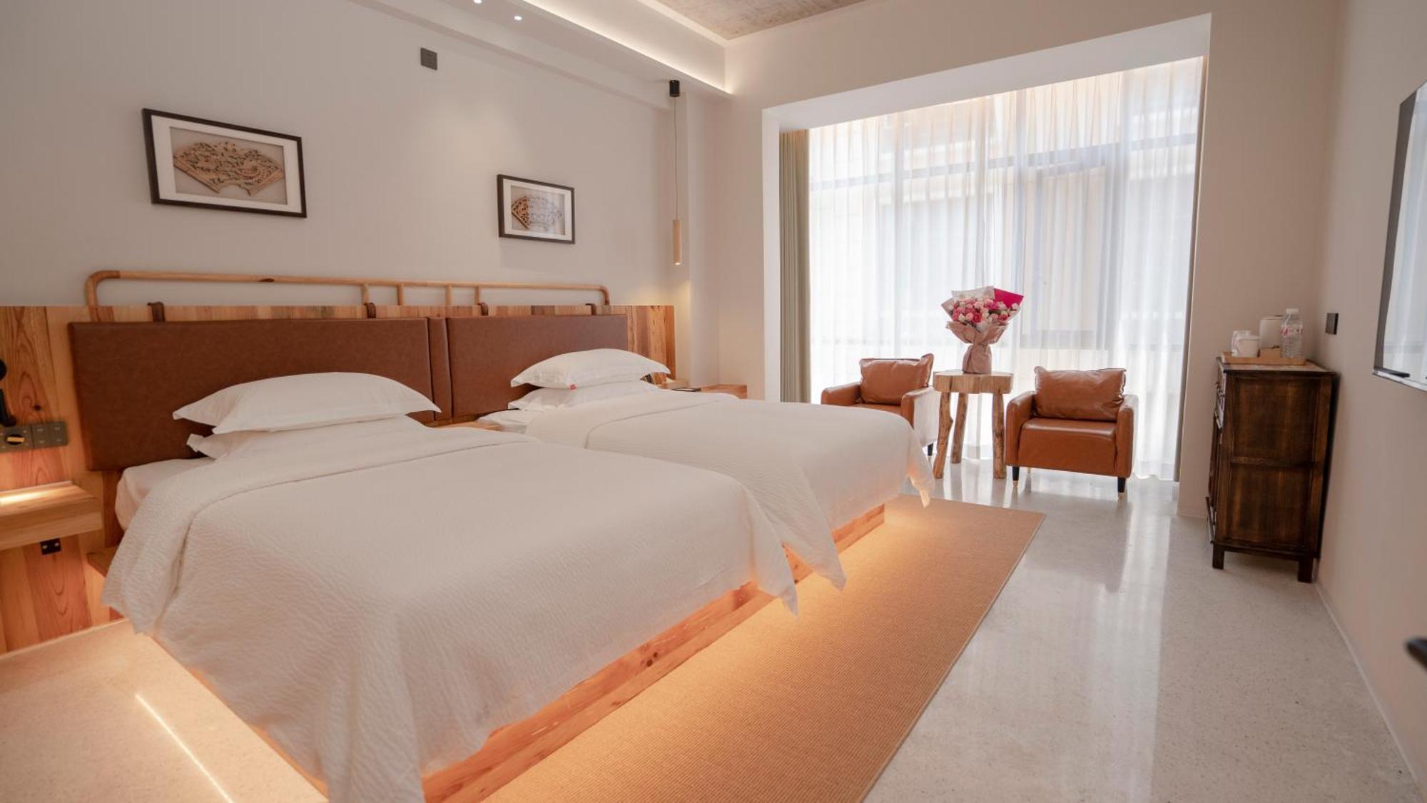 Patio Spring Holiday Inn -- Free Round Trip Pick-Up Service --Panoramic View Of Tianmen Mount Zhangjiajie Εξωτερικό φωτογραφία