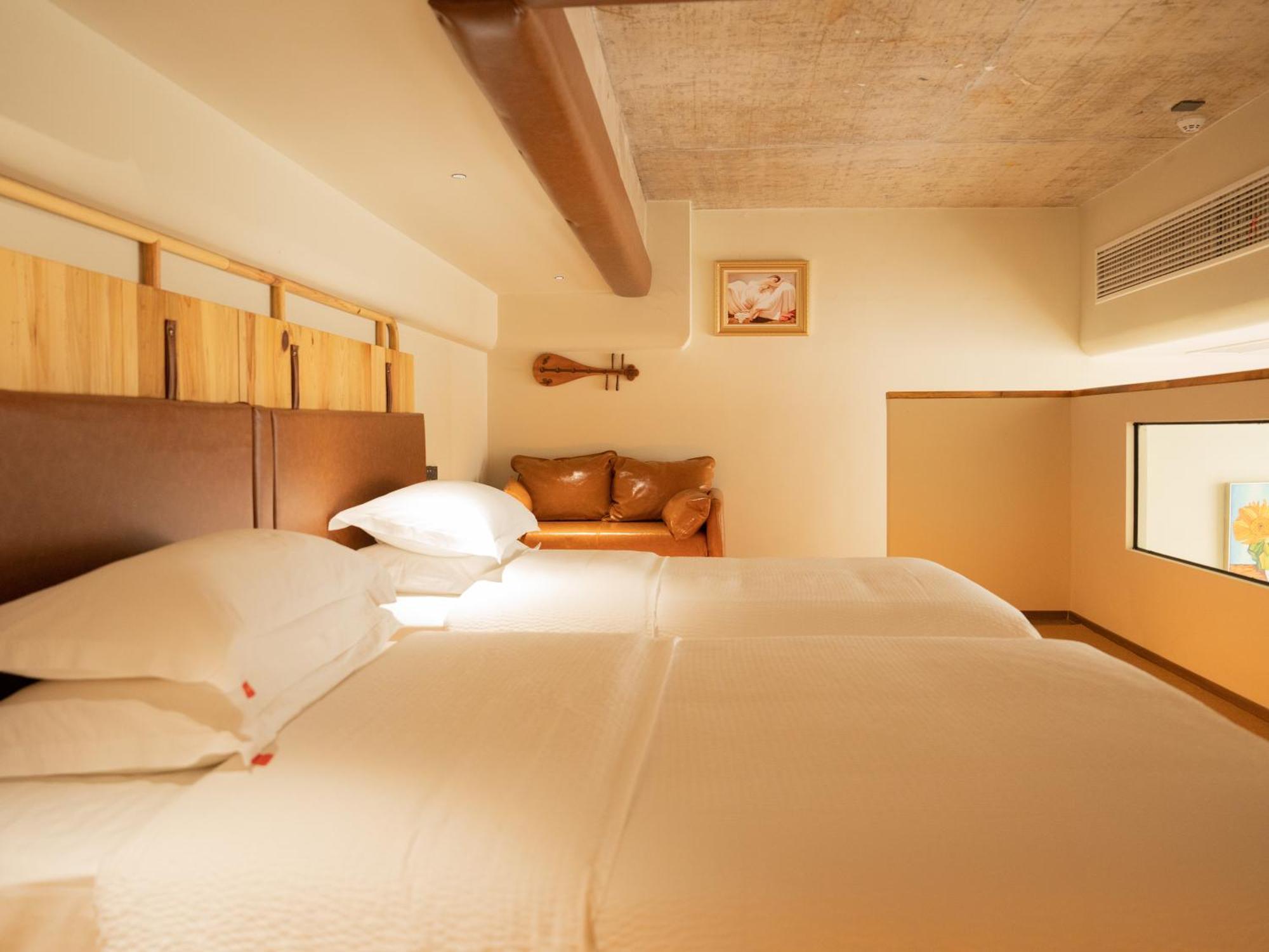 Patio Spring Holiday Inn -- Free Round Trip Pick-Up Service --Panoramic View Of Tianmen Mount Zhangjiajie Εξωτερικό φωτογραφία