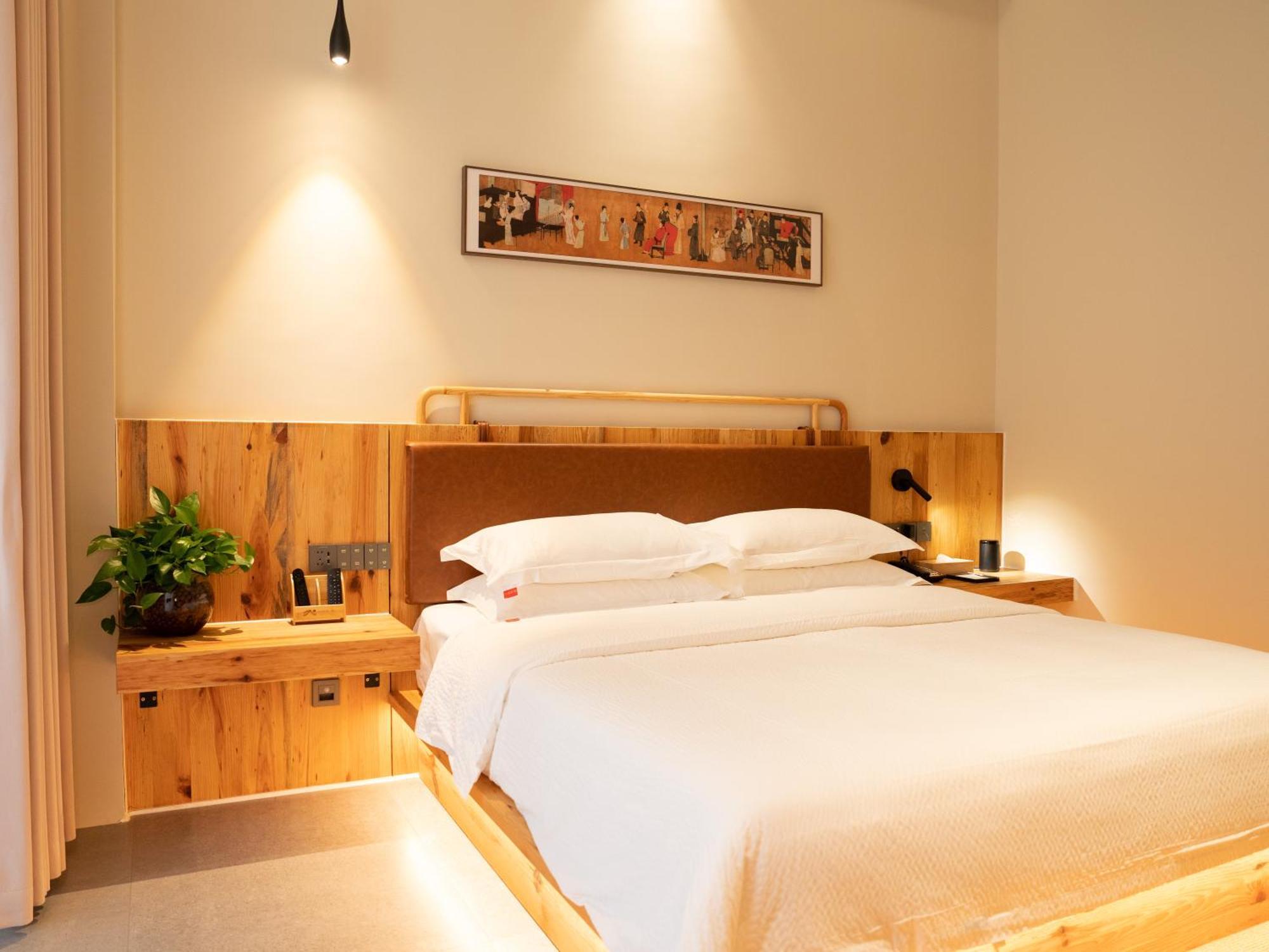 Patio Spring Holiday Inn -- Free Round Trip Pick-Up Service --Panoramic View Of Tianmen Mount Zhangjiajie Εξωτερικό φωτογραφία